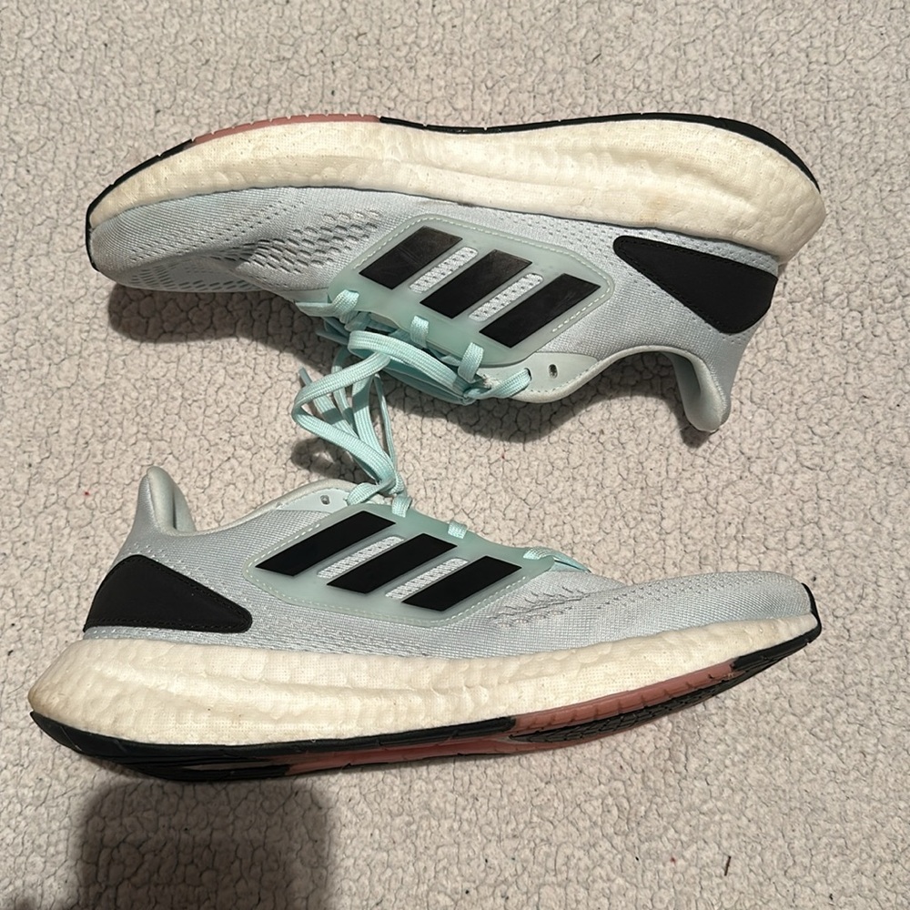 adidas - Pureboost 22 Sneakers - Picture 4 of 6